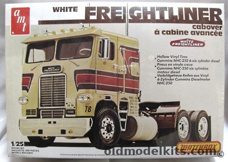 AMT 1/25 White Freightliner Cabover Semi Truck, PK6118